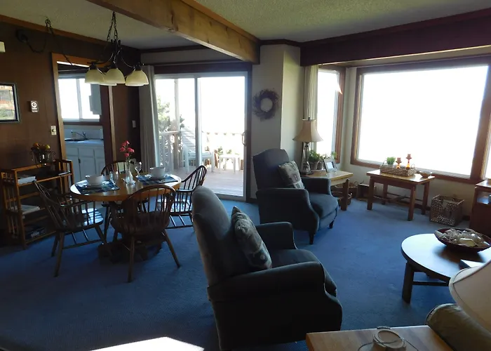 Little Creek Cove Beach Resort