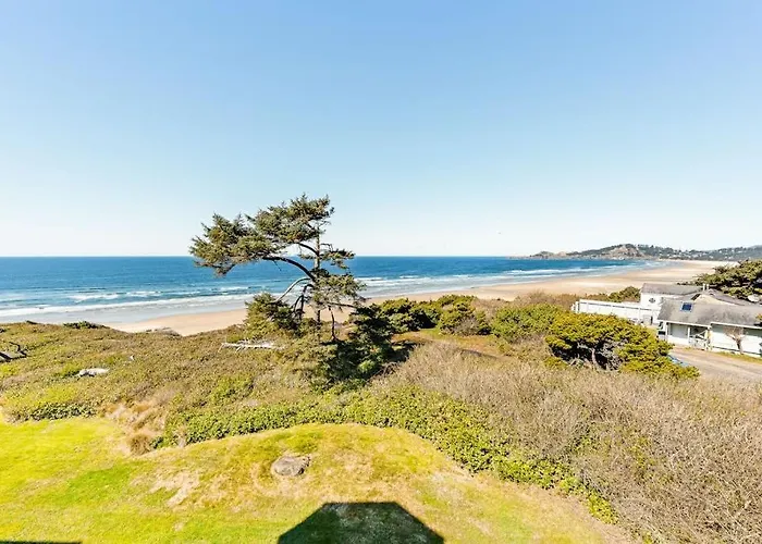 Oceanfront Top Floor Condo With Stunning Views Gas Fireplace And Grill